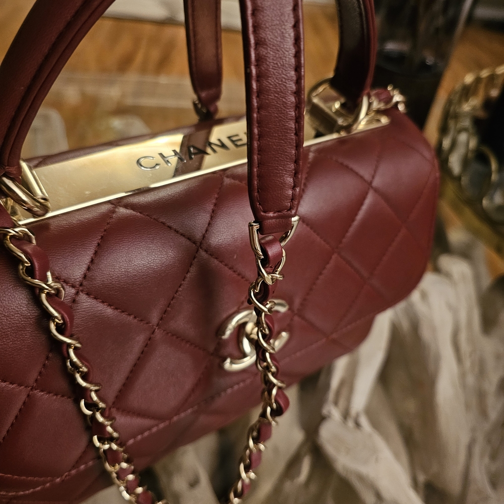 CHANEL Burgundy Quilted Shoulder Bag - Picture 11 of 16